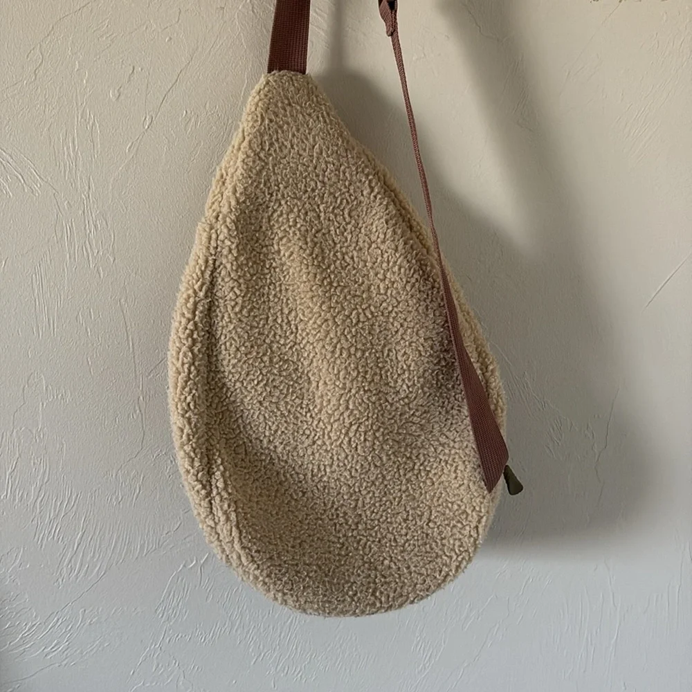 Cream Sherpa Sling Bag - Picture 4 of 6